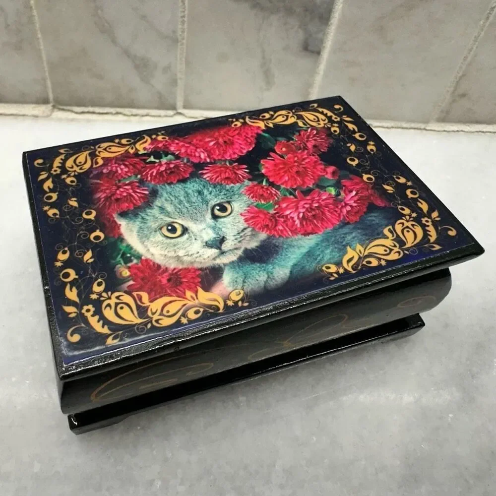 Vintage Wood Russian Blue Kitten Cat Flowers Handpainted Lacquer Box 3.5